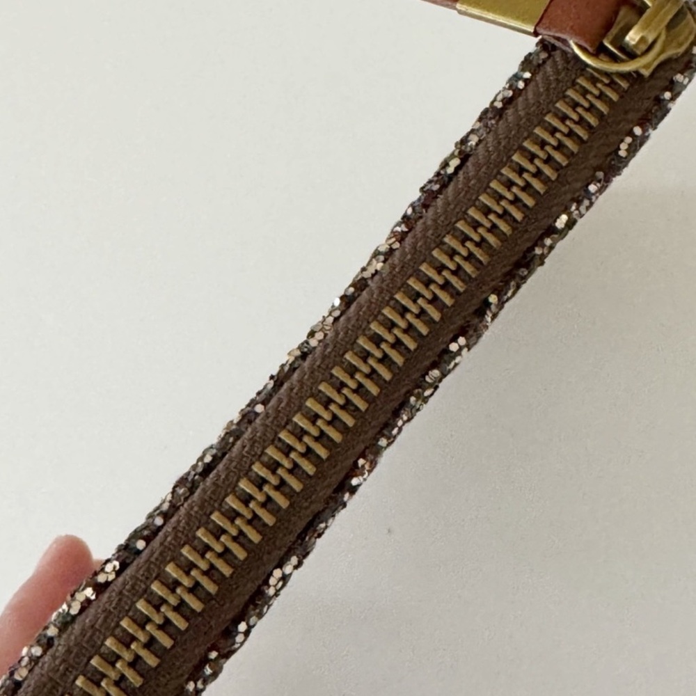 NWT Madewell Leather Small Pouch Wallet, Gold - Picture 4 of 8